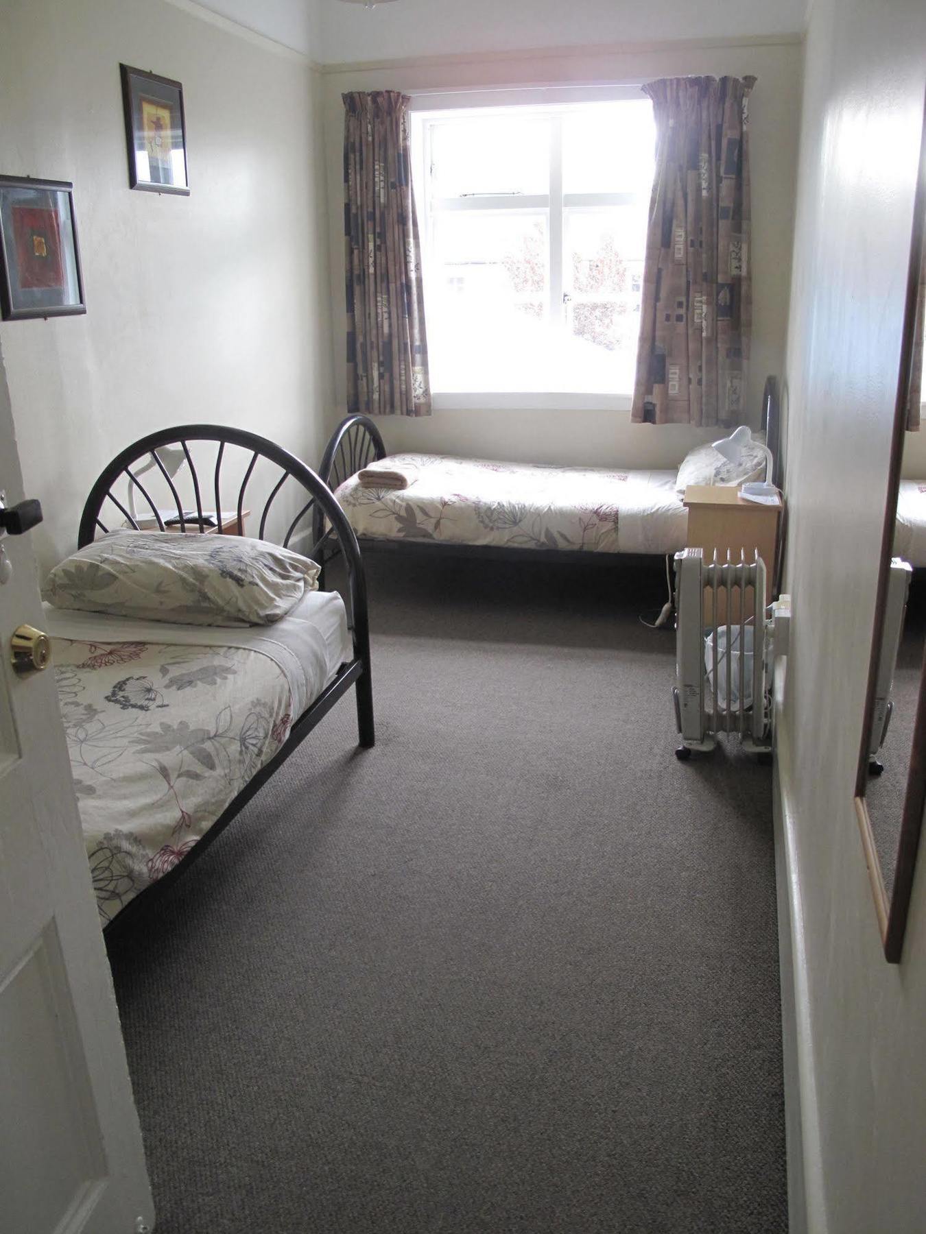 Dorset House Backpackers Hostel Christchurch Ngoại thất bức ảnh